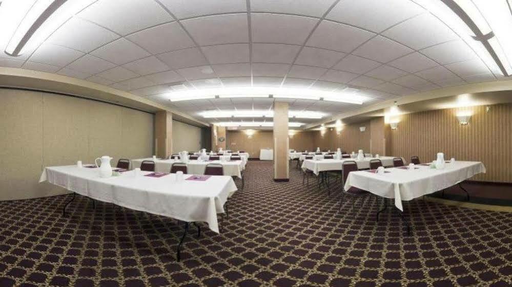 Holiday Inn Express Hotel & Suites Deadwood-Gold Dust Casino, An Ihg Hotel Extérieur photo