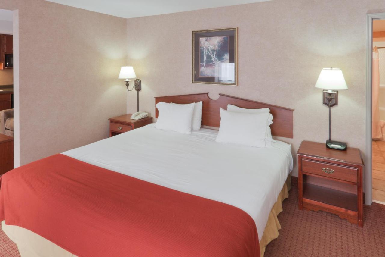 Holiday Inn Express Hotel & Suites Deadwood-Gold Dust Casino, An Ihg Hotel Chambre photo